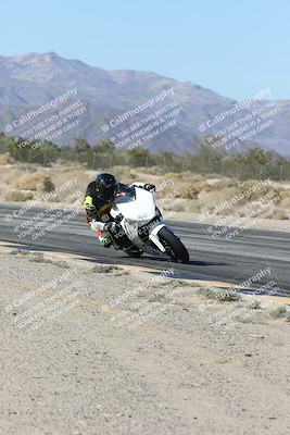 media/Dec-04-2025-Racers Edge (Thu) [[5ebc9f124d]]/3-B Group/3-Session 2 (Turn 7 Inside)/